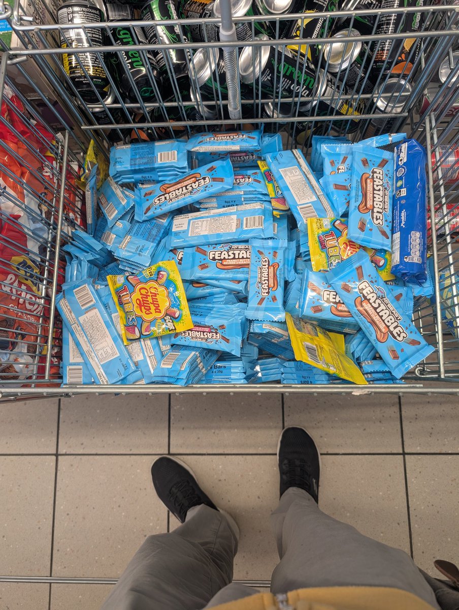 Trans British M1das tweet media