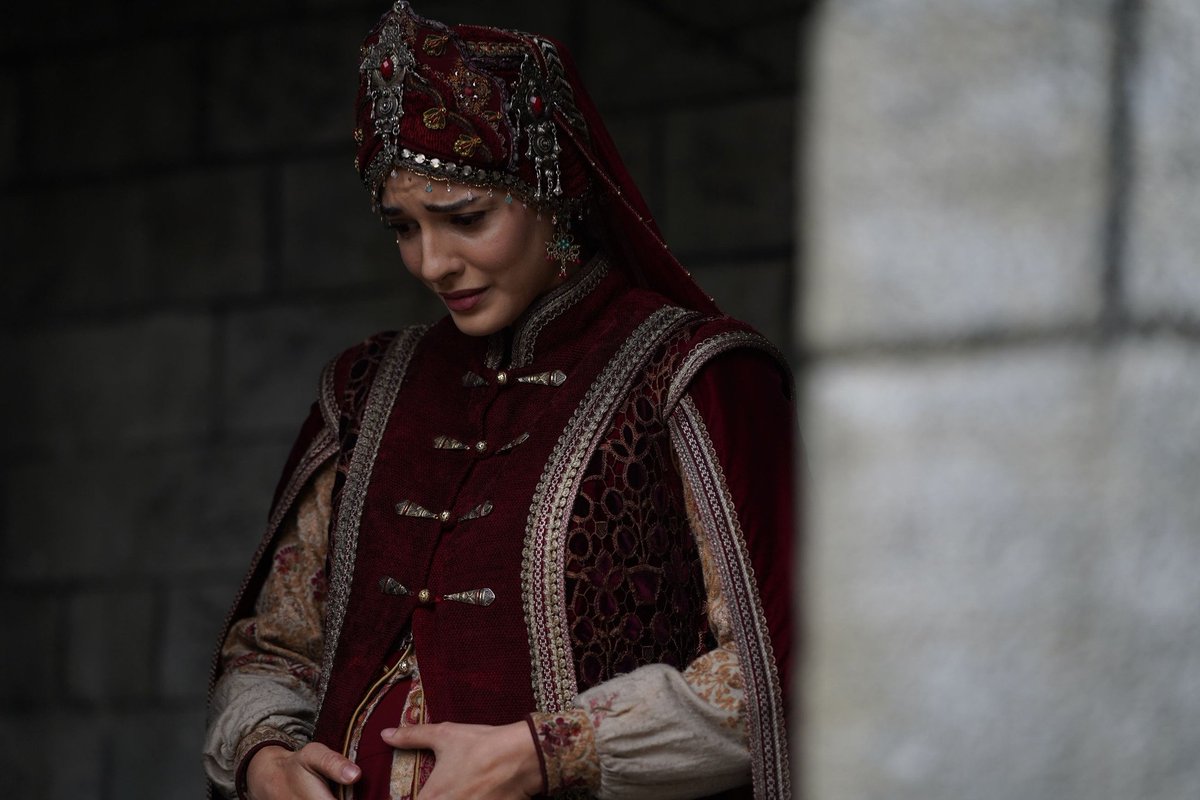 المؤسس أورهان tweet media