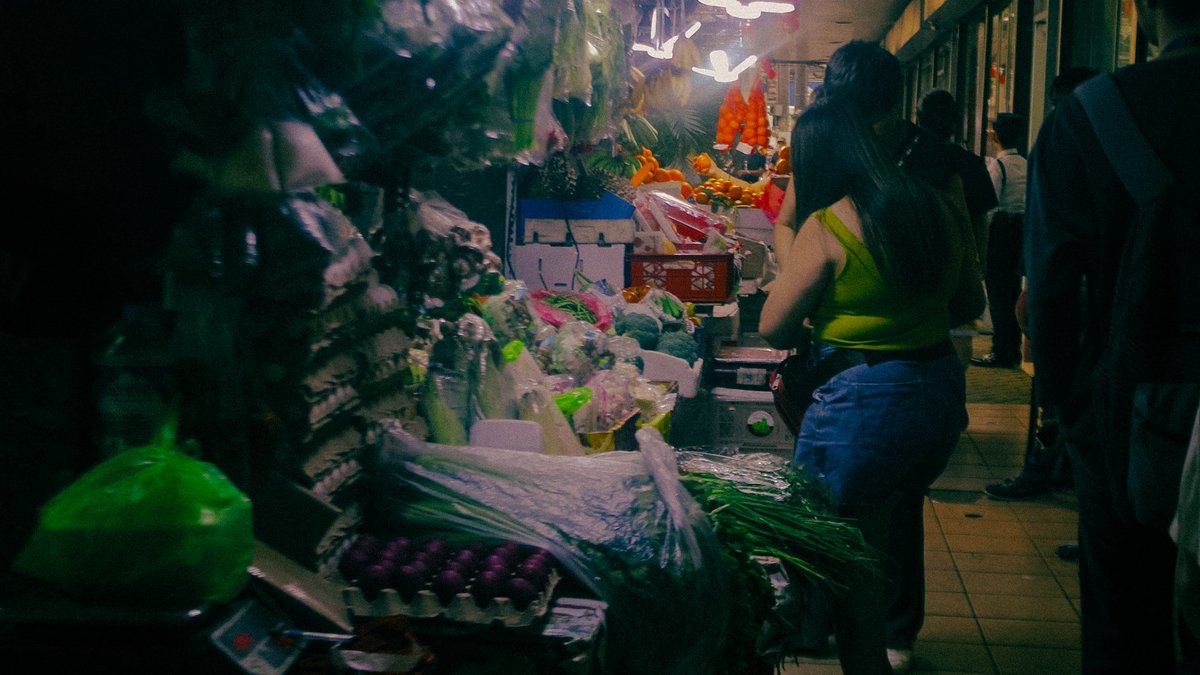 everydaeyy's tweet photo. mga ilang eksena sa binondo https://t.co/3ByfQ6IJrl