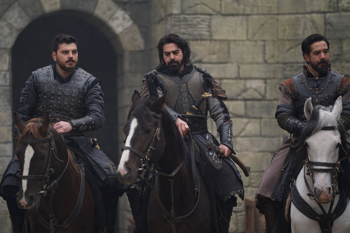 المؤسس أورهان tweet media