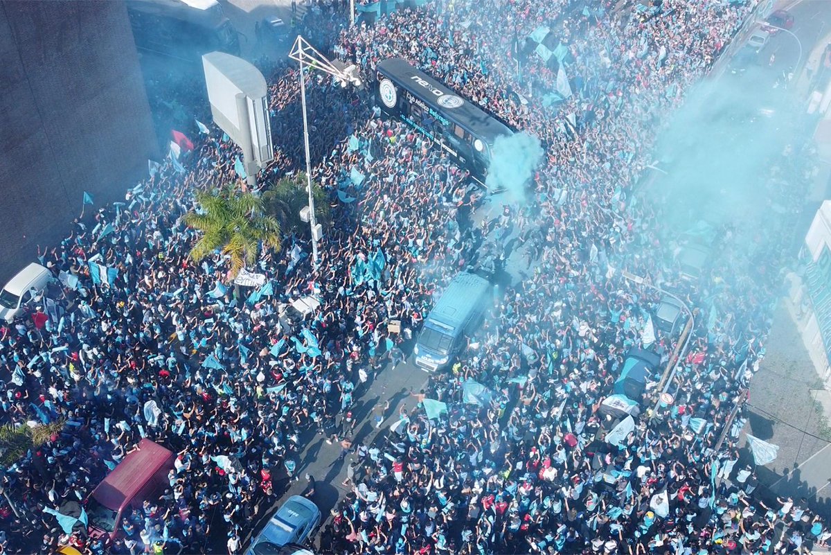 Cuando las chicas de villa revol te quieren hablar de gente y aguante simplemente mostrales esto... no tienen ni por donde arrancar con la gente de Belgrano.
