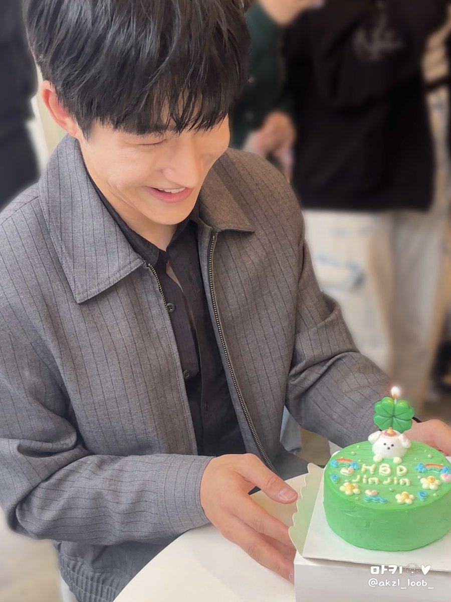 마키🐶💚 tweet media