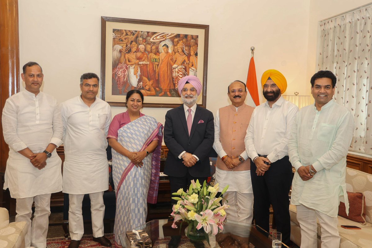 Lok Niwas Delhi 🇮🇳 tweet media