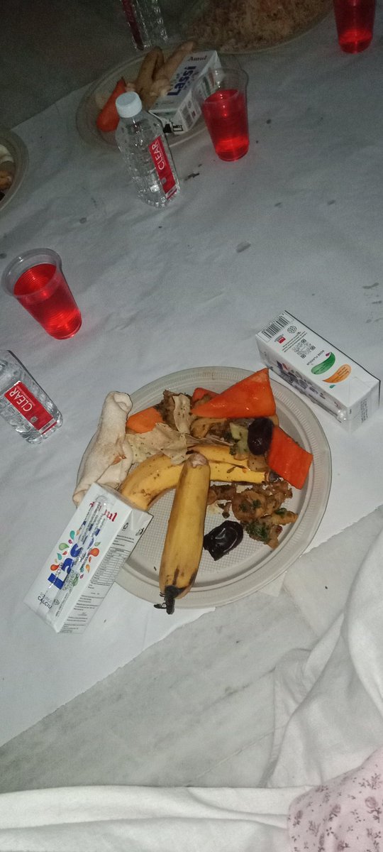 Rifaqat40328982's tweet image. आइए हम और आप सभी साथ में मिलकर 27, रोज़ा इफ्तार करते हैं 
#ramdan26 
#ramdanmubark 
#viralshorts