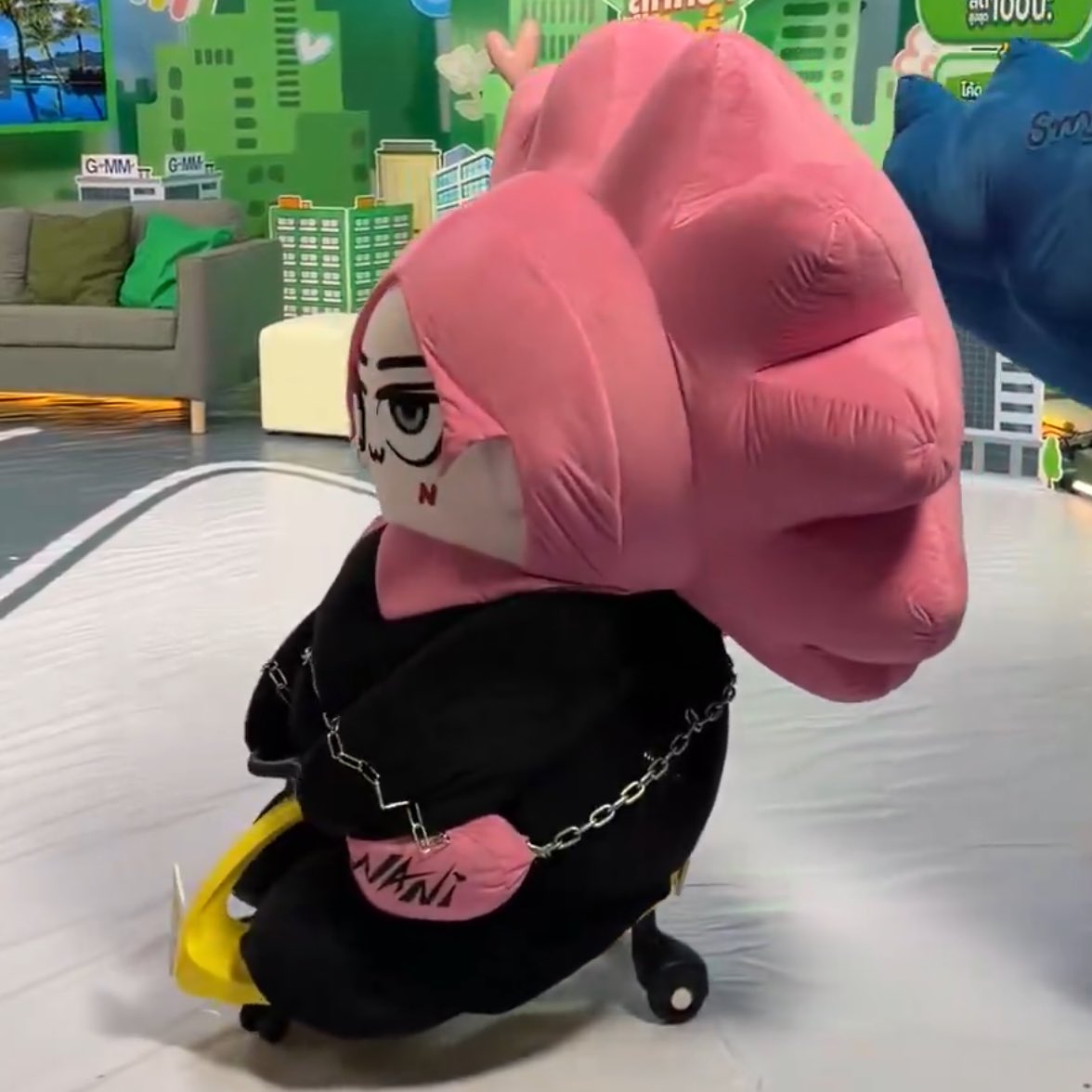 moon ☁⋆｡☾𝒲𝓊 tweet media