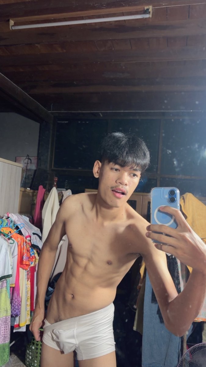 dchnathwuthida1's tweet photo. เอื้อยค่าบบักหล่าตัดผมละเด้อค่าบ #ขอนแก่น #มข
ขอบคุณผู้ใหญ่ใจดีที่สนับสนุนค่าตัดผมด้วยงับ🙏 https://t.co/i7yb2rrPXG