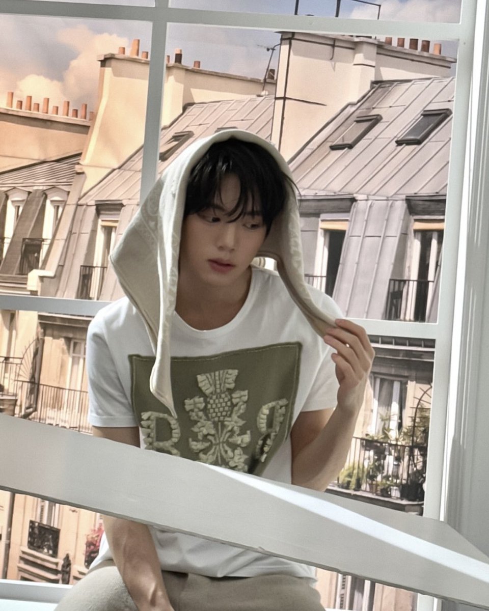 tiny tiny yujin tweet media