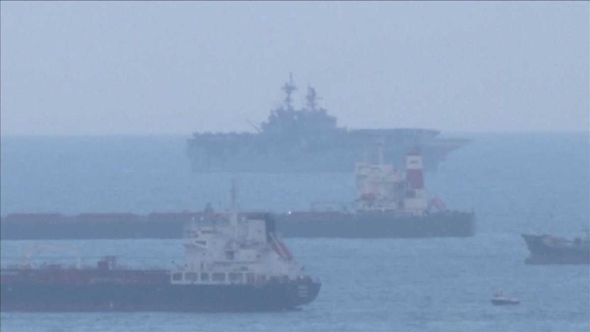 Charlie B tweet media