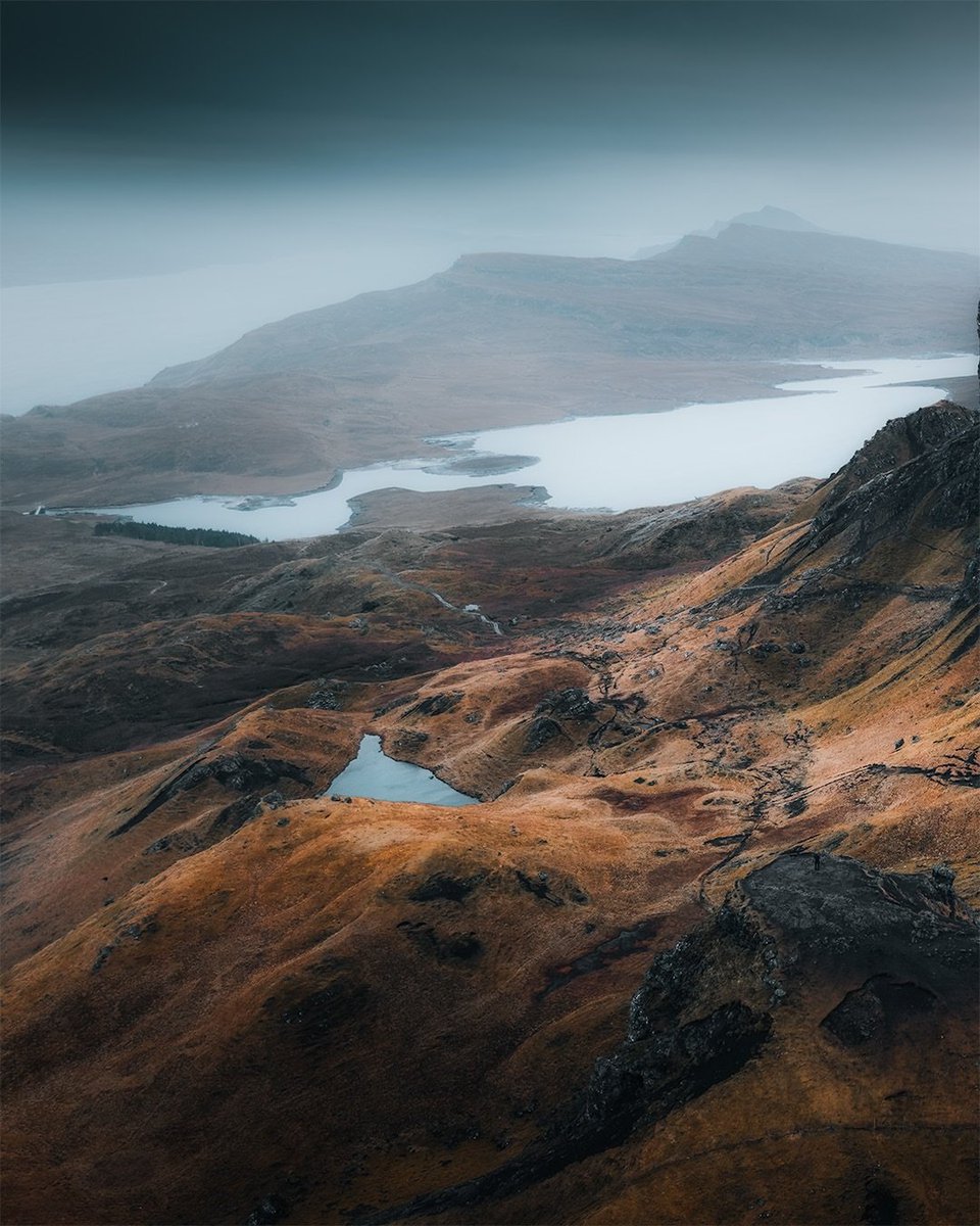 𝘄𝗮𝗻𝗱𝗲𝗿𝘁𝗿𝗮𝘃𝗲𝗹𝘀 tweet media