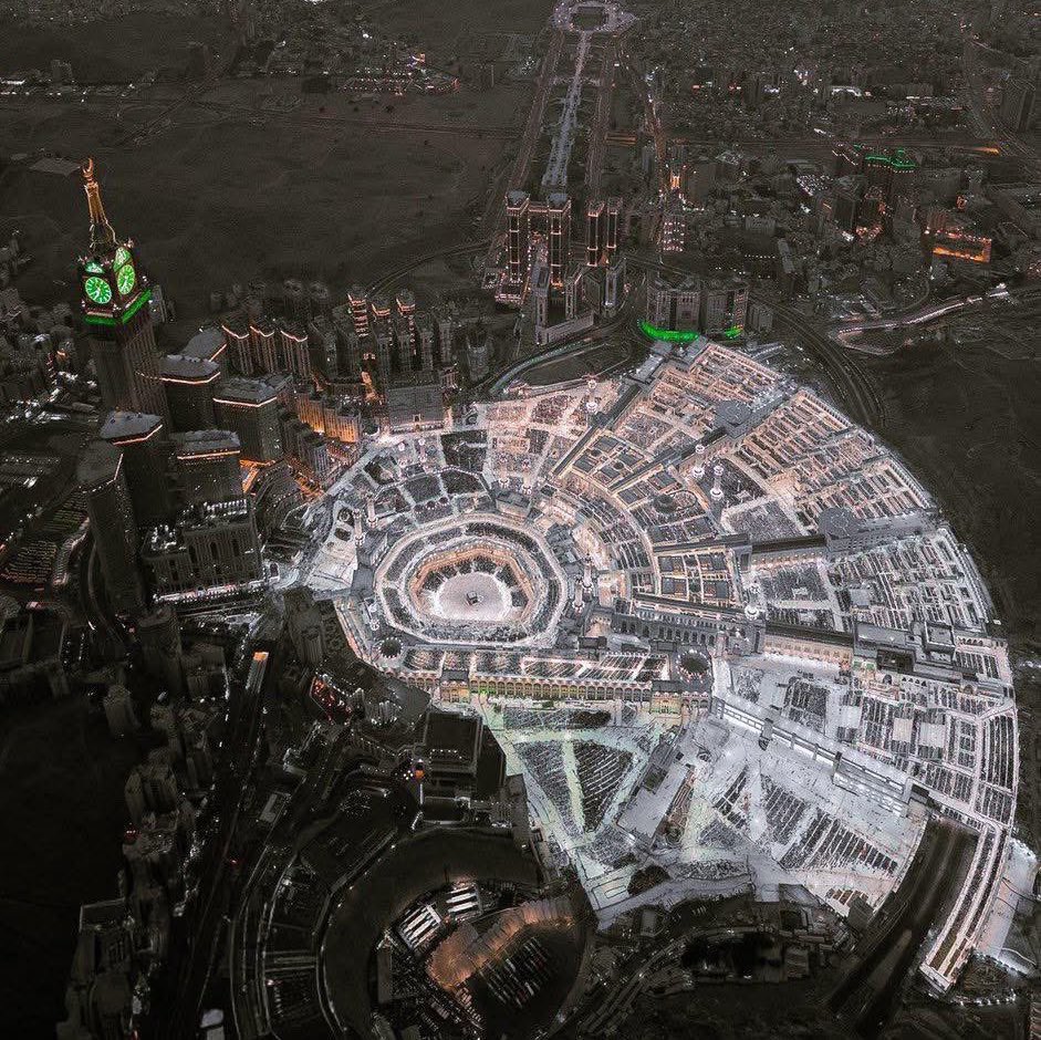 Arab Memes tweet media