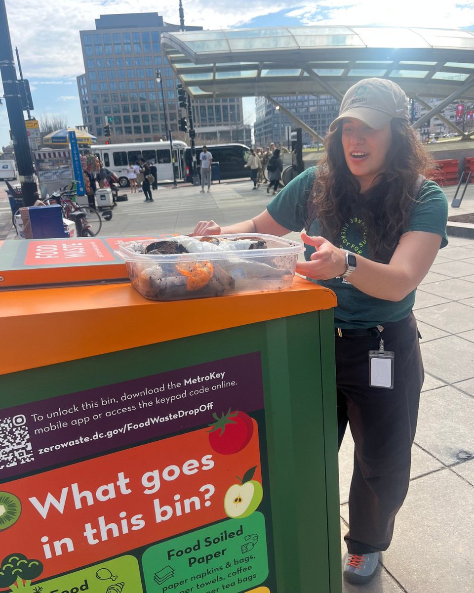 DCSEU's tweet photo. Small steps toward a more sustainable DC. Our team member Sofia dropped off office food scraps at one of DC’s community compost bins. A simple habit that helps keep waste out of landfills and supports healthier soil. @DCDPW 
#DCSEU #CompostDC #SustainableDC #ZeroWasteDC https://t.co/rXsPkGPwa6