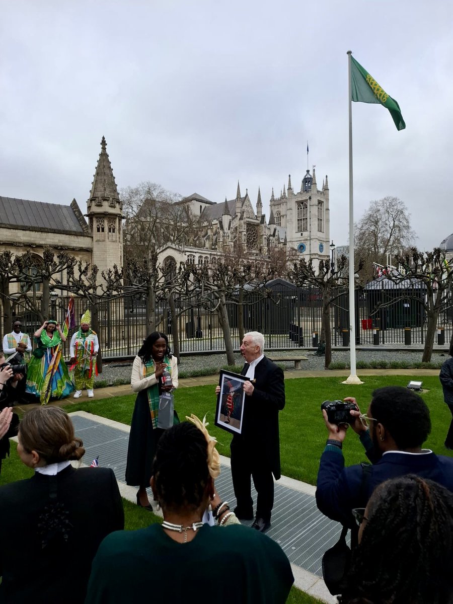 Alison Kemp tweet media