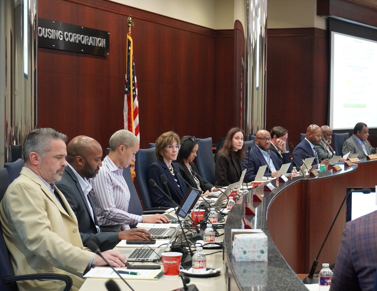 Louisiana Housing tweet media