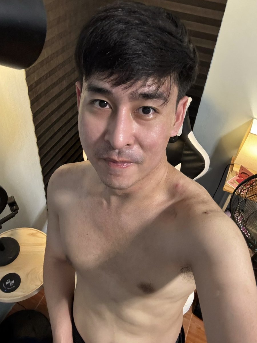 Notchakun tweet media