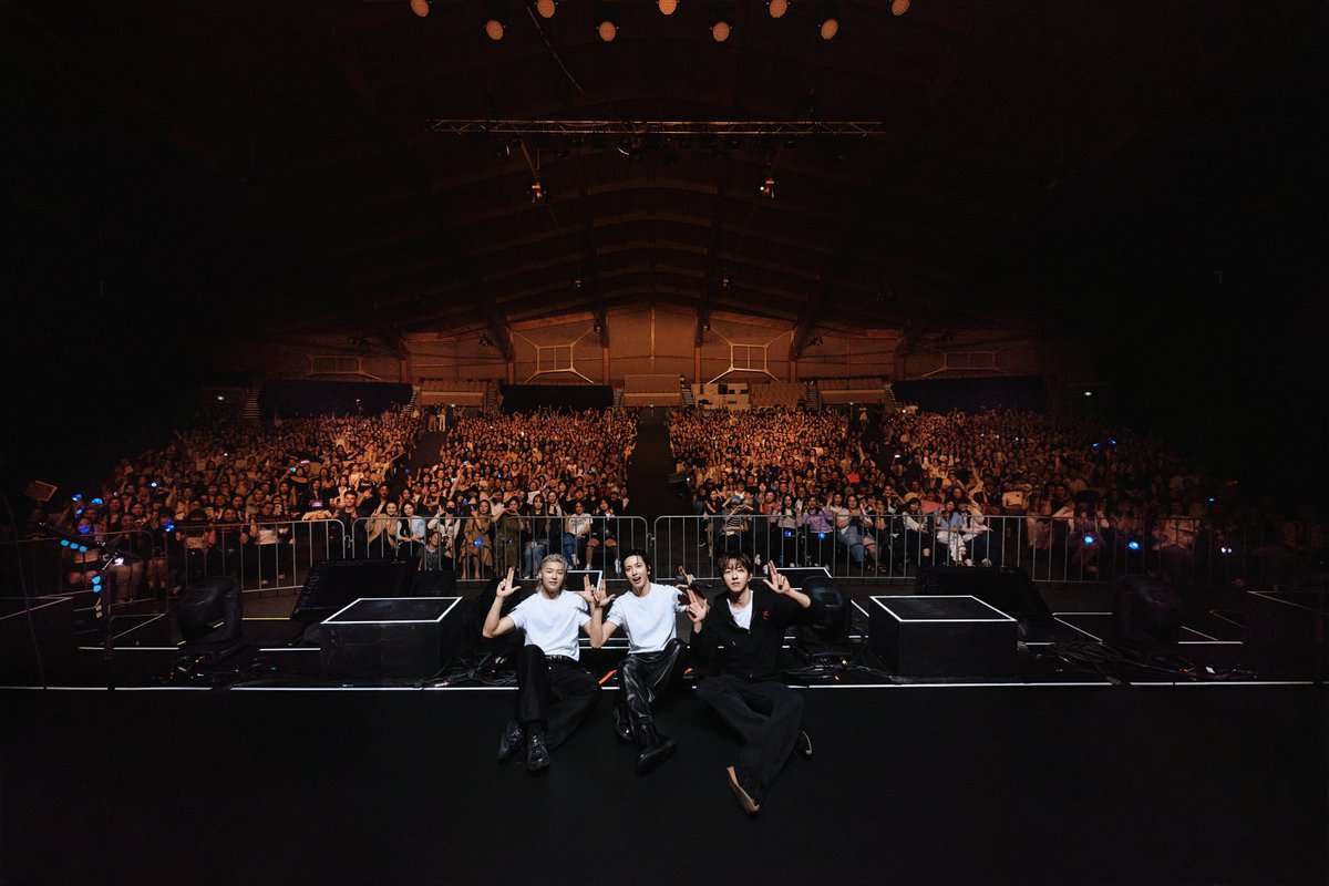 정용화 tweet media