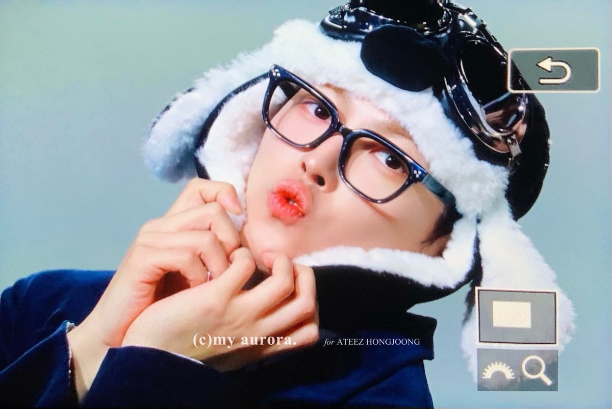 𝗺𝘆 𝗮𝘂𝗿𝗼𝗿𝗮. tweet media