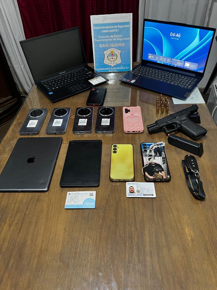 Vía Szeta tweet media