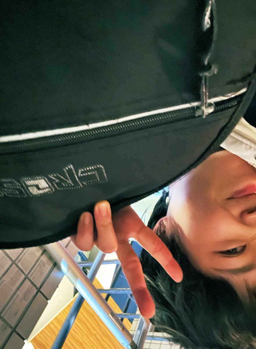 道玄坂 バチへし折れる 春の宵

どうにもこうにもいっぱいいっぱいの時、いつもふっと誰かが前に現れて、ふっと心を軽くして去っていってくれるん
あれは、なに？神様？
トルコの堺の兄ちゃん、ほんまにありがとう。