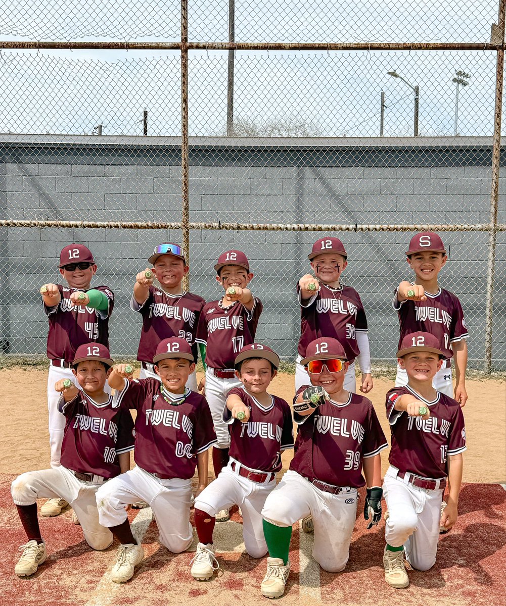 Texas Twelve tweet media