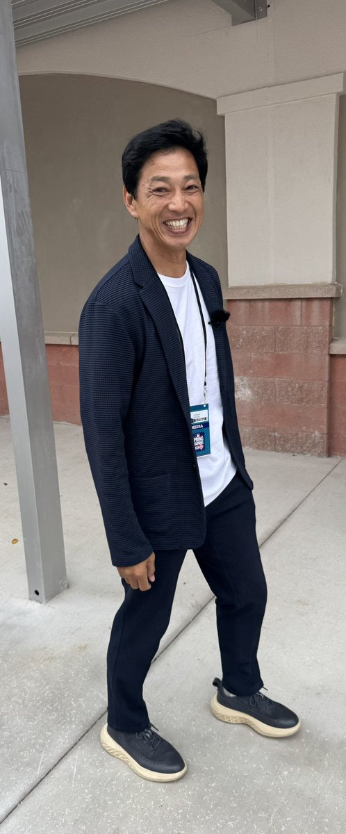 Tom Ackerman tweet media