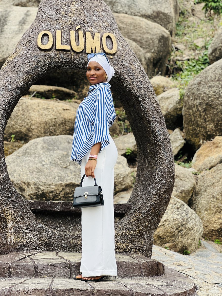 “And peace is on me the day I was born, the day I die, and the day I will be raised alive.”
Surah Maryam (Quran 19:33)
Happy birthday to me 🎊🥳❤️😍