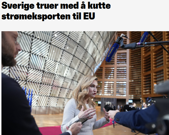 Christopher tweet media