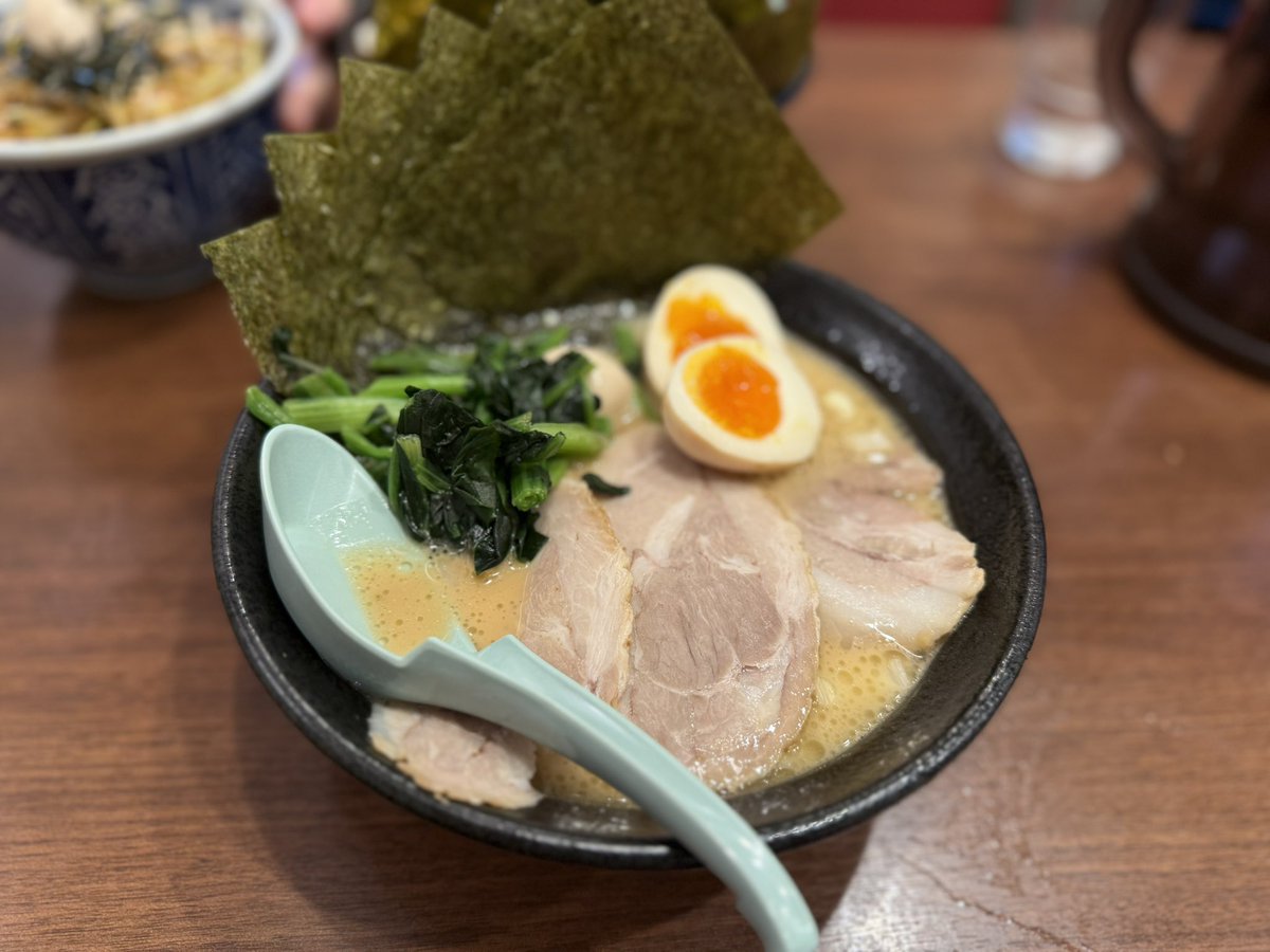 ひであきぜるげのむ tweet media