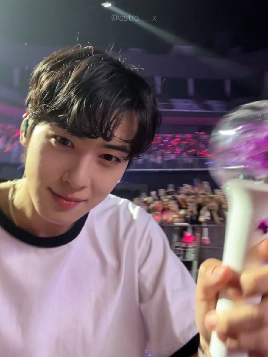 Your smile made my day🤍 tweet media