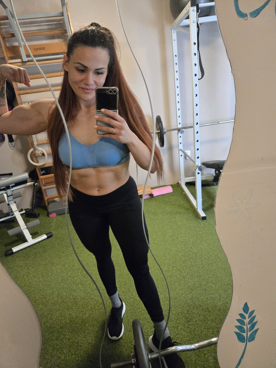 Amazon Dolly tweet media