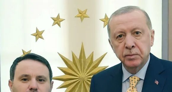 Profesör Facia tweet media