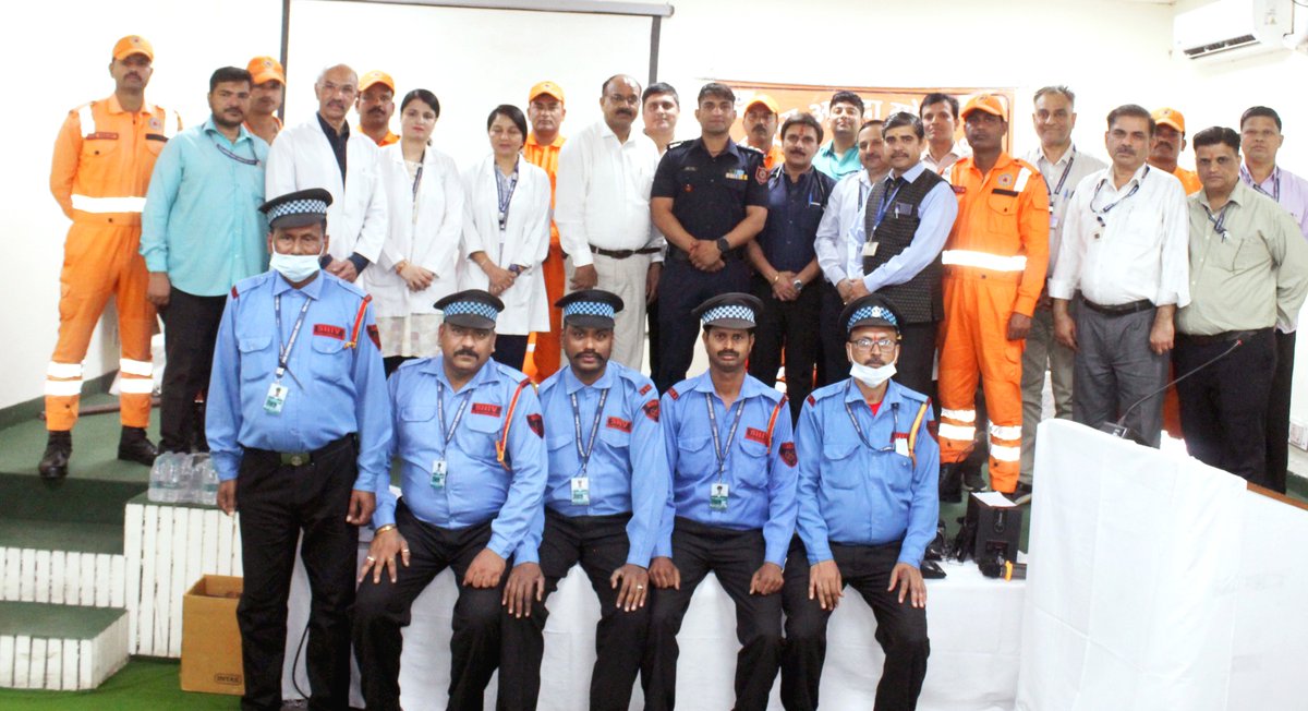 16 NDRF Delhi tweet media