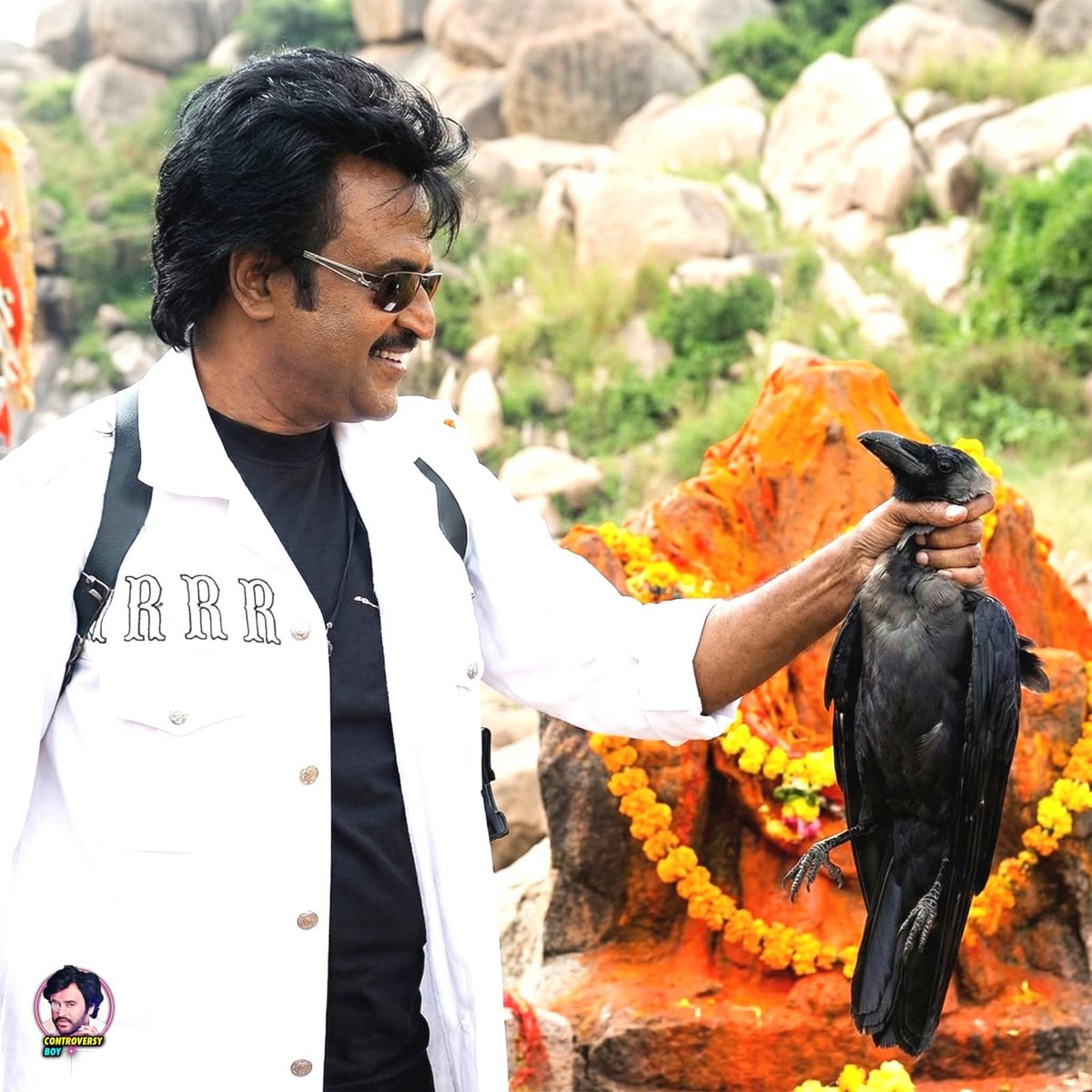 #மே_நாலு_தவெகவுக்கு_பாலு

ஏன்டா மடக்கு ஊதி <a href="/AadhavArjuna/">Aadhav Arjuna</a> - நீயும் உன் தலைவன் <a href="/TVKVijayHQ/">TVK Vijay</a> கூட இரண்டரை வருஷமா ஊரு ஃபுல்லா பிச்சை எடுத்துட்டு திரியுற, உன்னை எவனாது மதிச்சானா. இன்னிக்கு என் #Thalaivar <a href="/rajinikanth/">Rajinikanth</a> உன்ன பத்தி ஒரு வார்த்த எழுதுனதும் நேஷ்னல் நியூஸ் ல வர்றியேடா. 

இப்ப