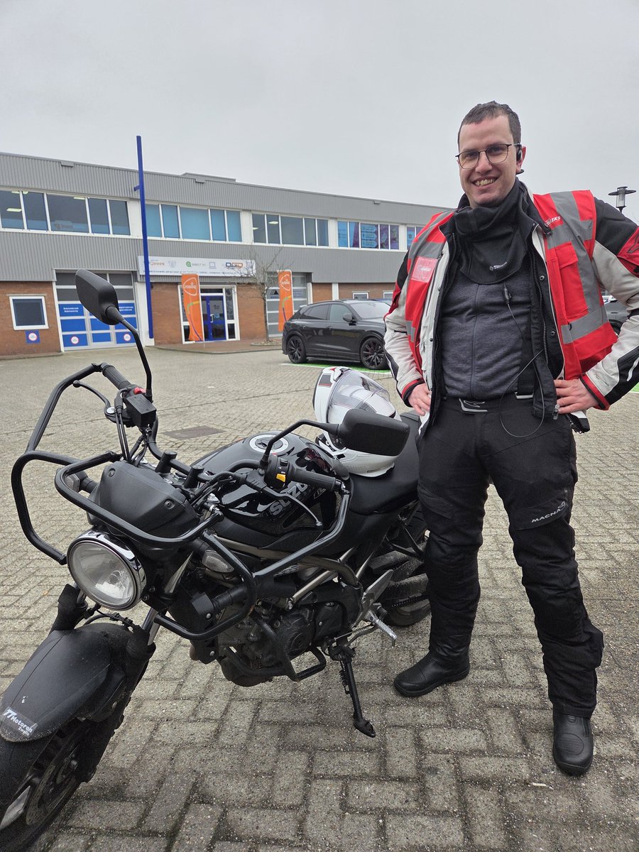 Rijschool Hendriks tweet media