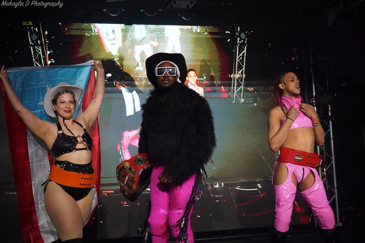 Rico Hendrix 🩷 tweet media