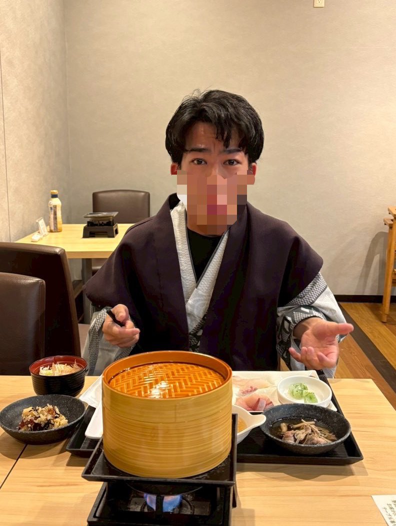 evaliz2002's tweet photo. おいし https://t.co/lrQ54ZvVeo