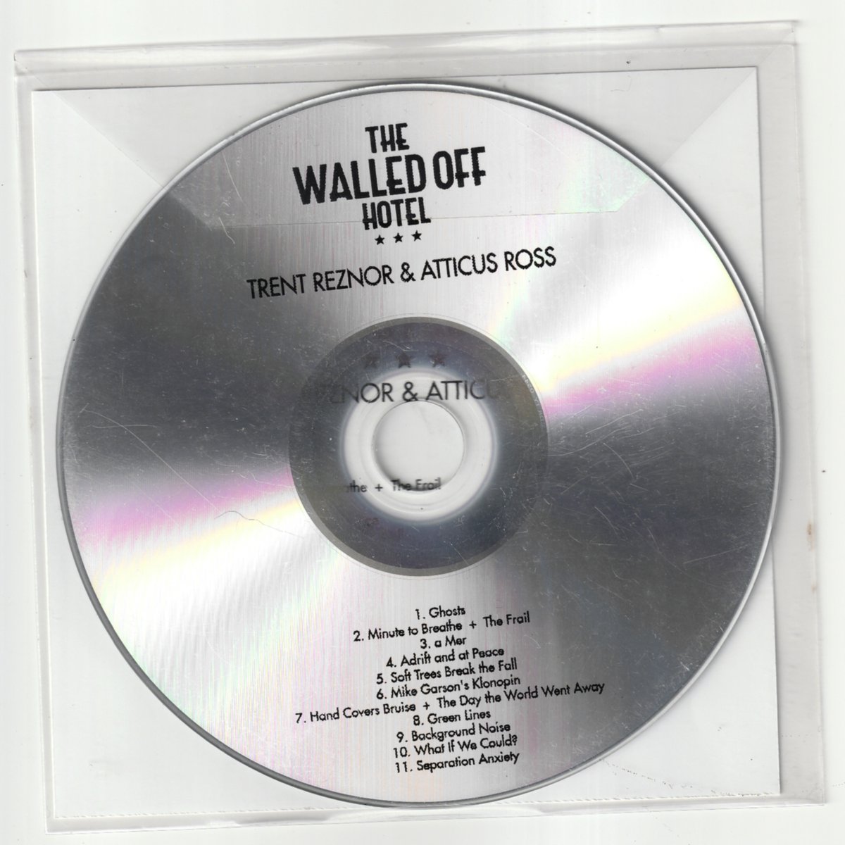 DiscussingNails tweet media