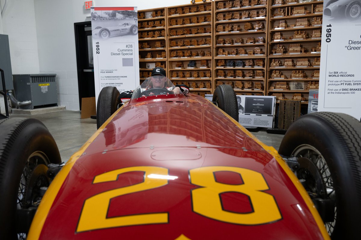 Kaulig Trucks tweet media