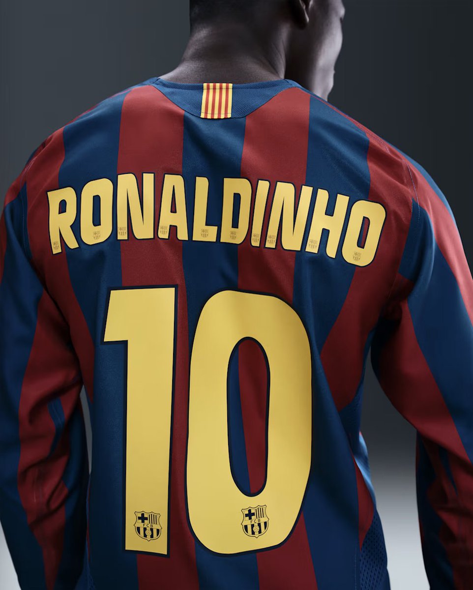 SNKR_TWITR tweet media