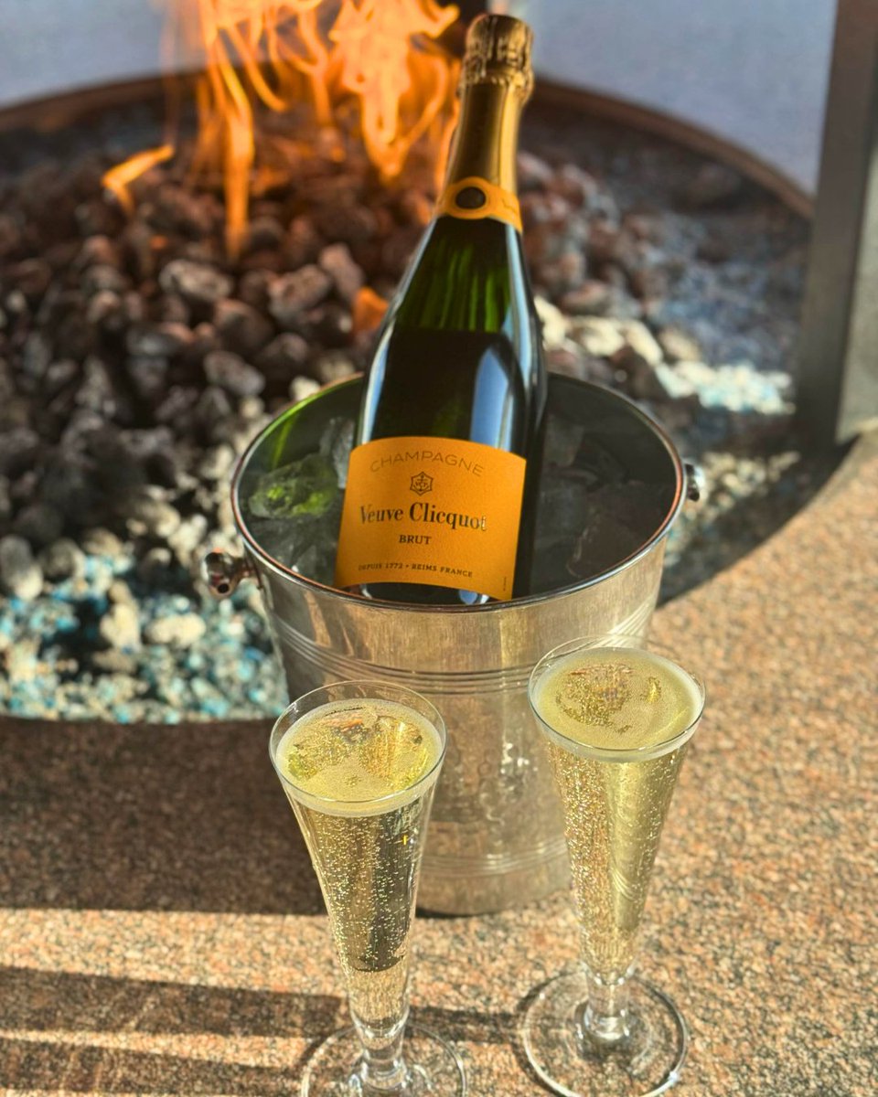 Chart House tweet media