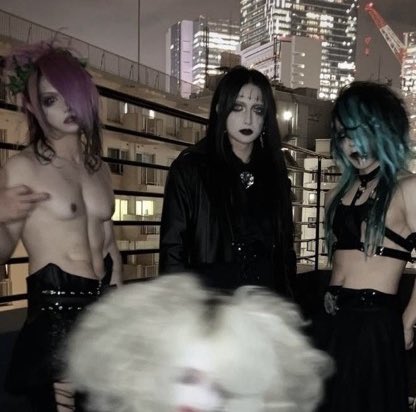 ⊹ serina 🥀 tweet media