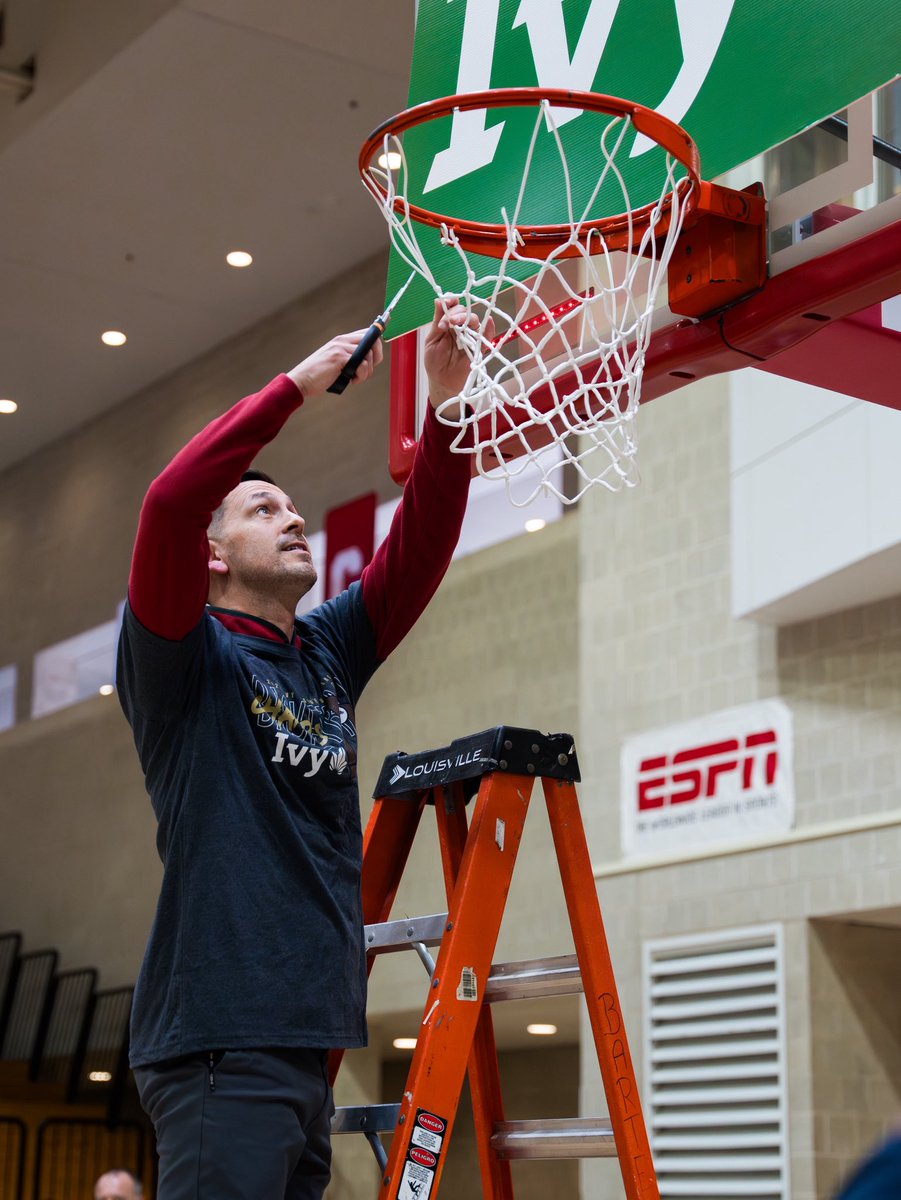 Penn Men's Basketball tweet media