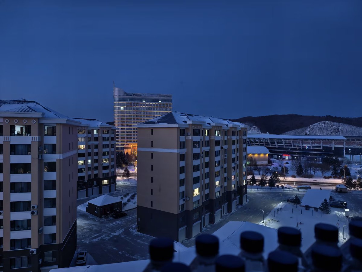 blight12269's tweet photo. 春天的雪 https://t.co/TdD0Smf2A3