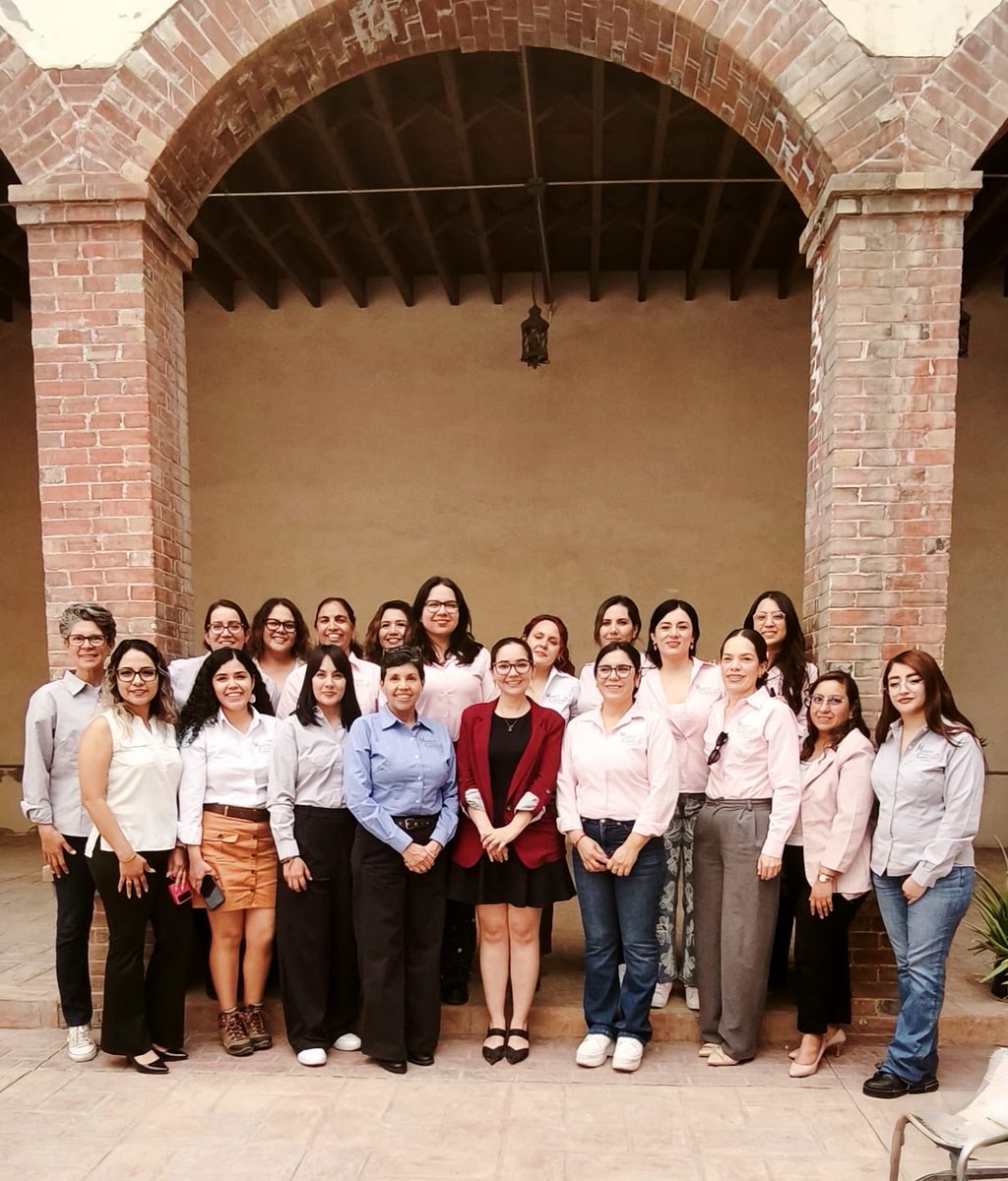 snavarrop's tweet photo. 3er Congreso de Científicas de la Laguna, organizado por la Asociación Civil Mujeres en la Ciencia de la Laguna. Un placer ser integrante de esta Asociación y colaborar con mi amiga y colega la Dra. Ilse Segura. Feliz de haber conocido a las colaboradoras y la Región Lagunera 💜 https://t.co/YlnuQzlBUM