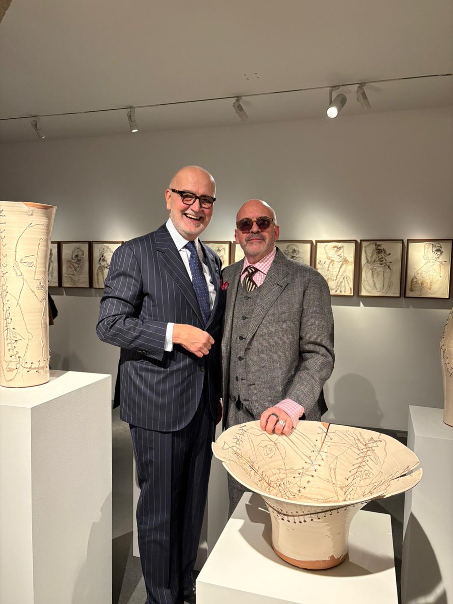 Italy in UK tweet media