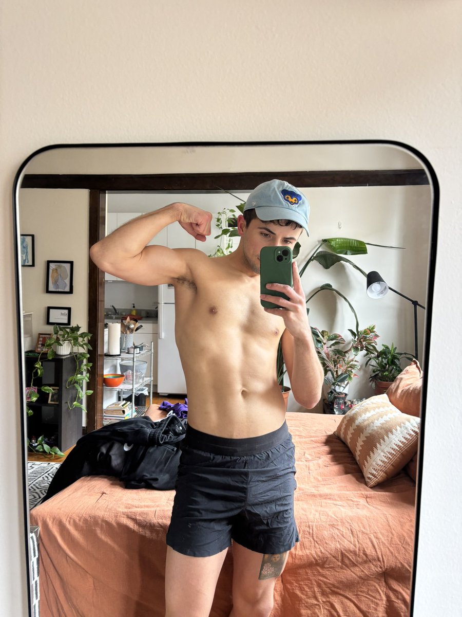 chicago’s PR twink 🤠 25% off tweet media