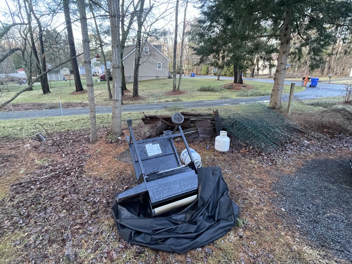 Mr. Mike tweet media