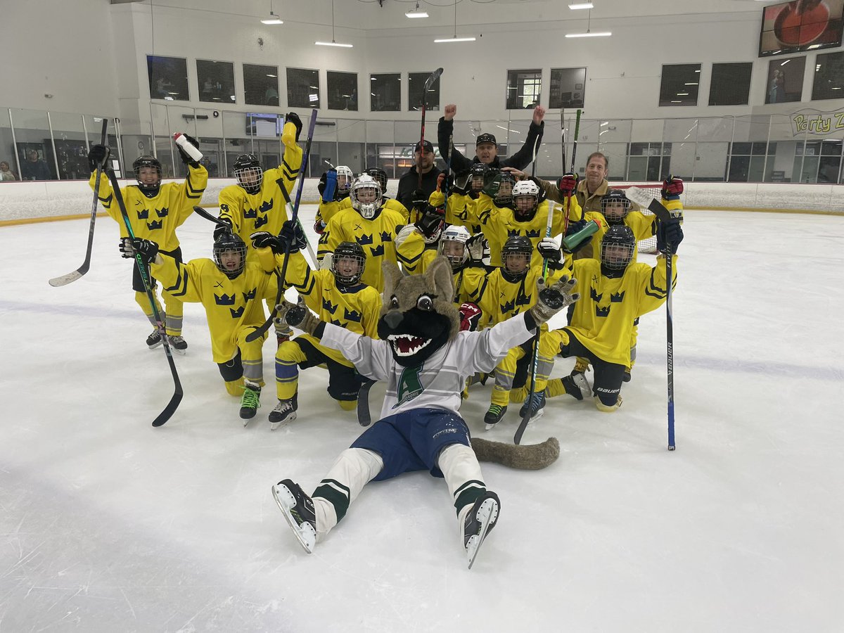 AerodromeIce's tweet photo. What a fun weekend of hockey @AerodromeIce this past weekend at part of @HockeyDayInHTX @MyMainEvent #coolfun https://t.co/uyvN6TzQKr