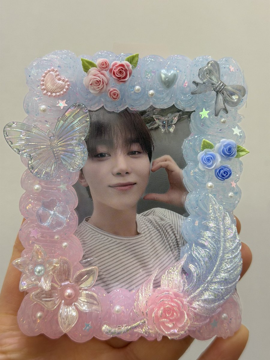 세븐틴 캐럿~~👏🏻👏🏻NEW 🤙🏻
첫 이벤트에 당첨이 안되서 실망하셨나요!!??
이번엔 공식색 로세탑꾸입니다!
제가...사진을못찍어서😅😅

💎뉴 앙콘 축하축하💎
🍊RT+  FOLLOW
🍊후기 / 배비 가능한캐럿 
🍊당발 :  3월 23일 (5:26 pm)
🍊응원은 인용으로해주세요😘😘

#뿌랑펠러_나눔왔뿌랑