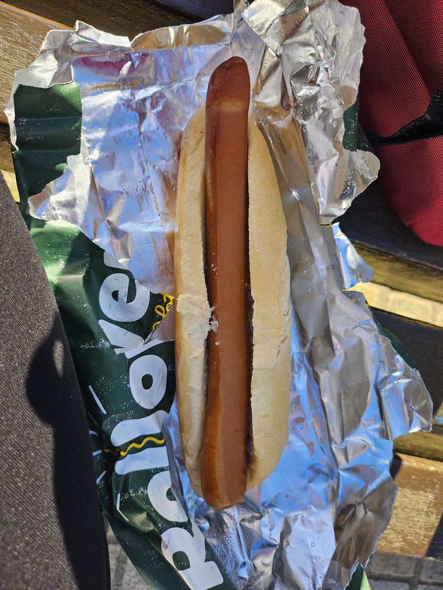 Karen Emery tweet media