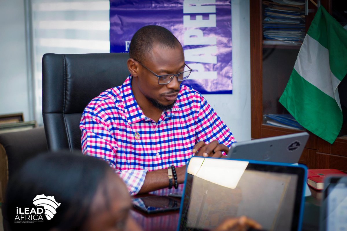 #WhiteKONG 🦍🔥✊💯 tweet media